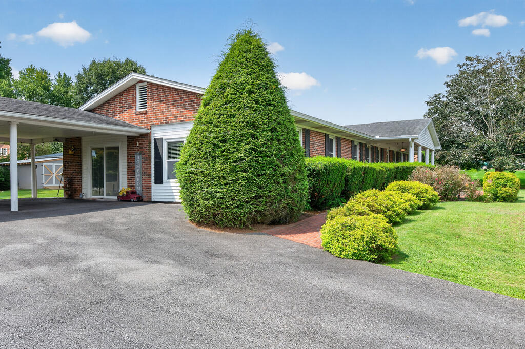77 Rte 1046 Lebanon, VA 24266 - Photo 12 of 132 Gallery Image 12