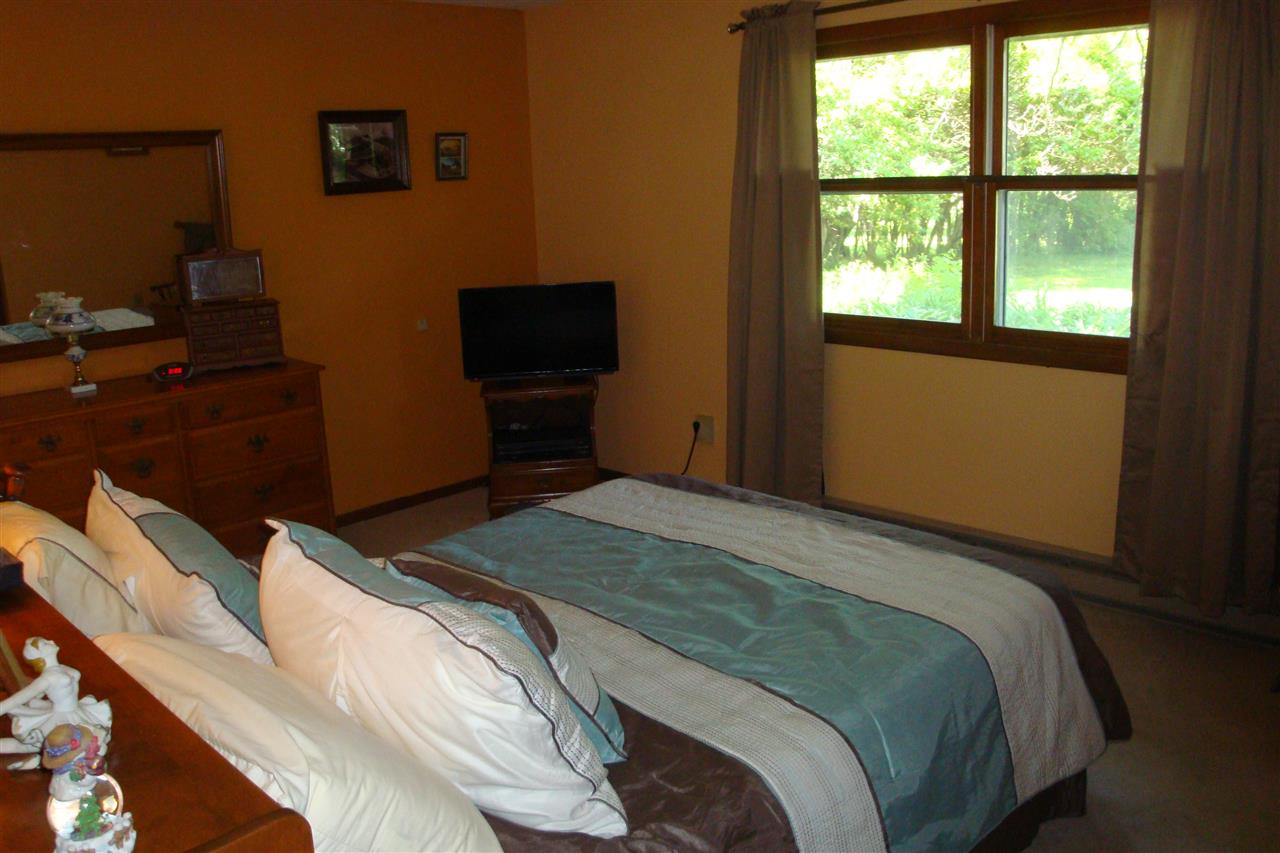15770 Caledonia Road Caledonia, IL 61011 - Photo 13 of 24 Gallery Image 13