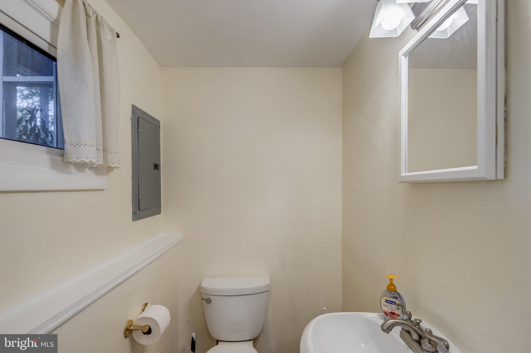 405 Sheffield Road Cherry Hill, NJ 08034 - Photo 10 of 21