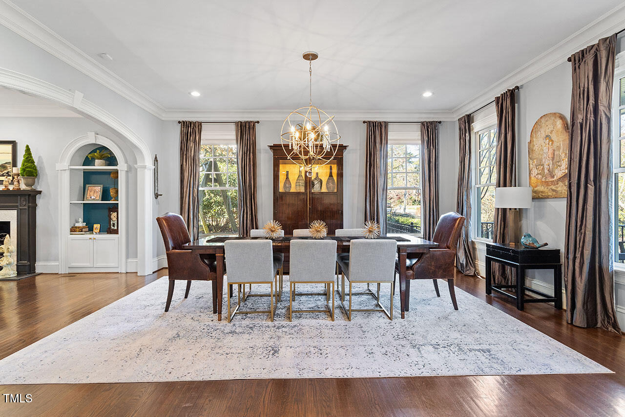 1524 Jarvis Street Raleigh, NC 27608 - Photo 6 of 49 Spacious Dining Room