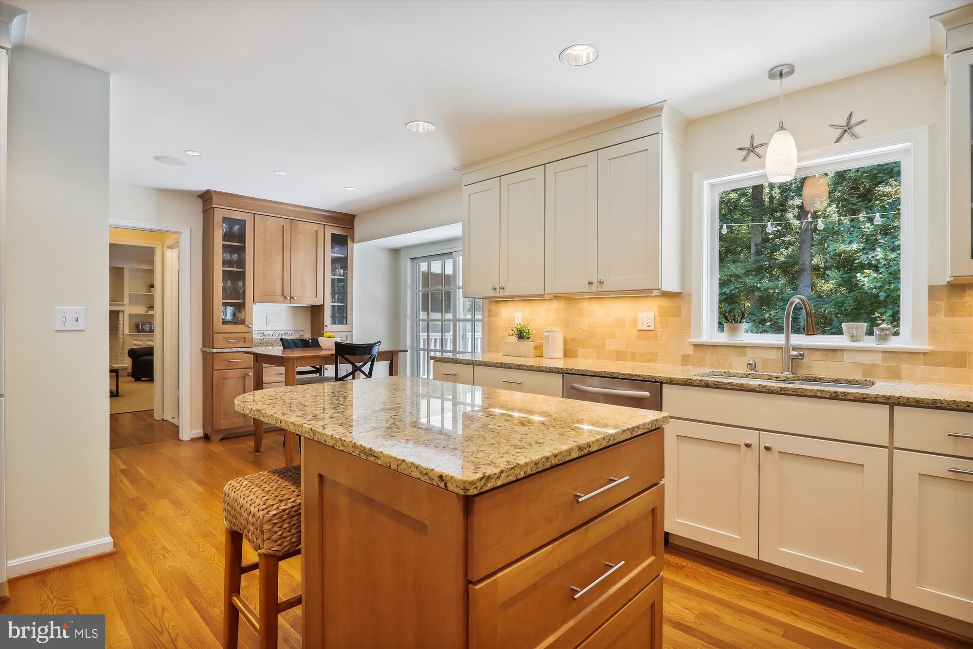 7919 Greentree Road Bethesda, MD 20817 - Photo 17 of 110 Kitchen