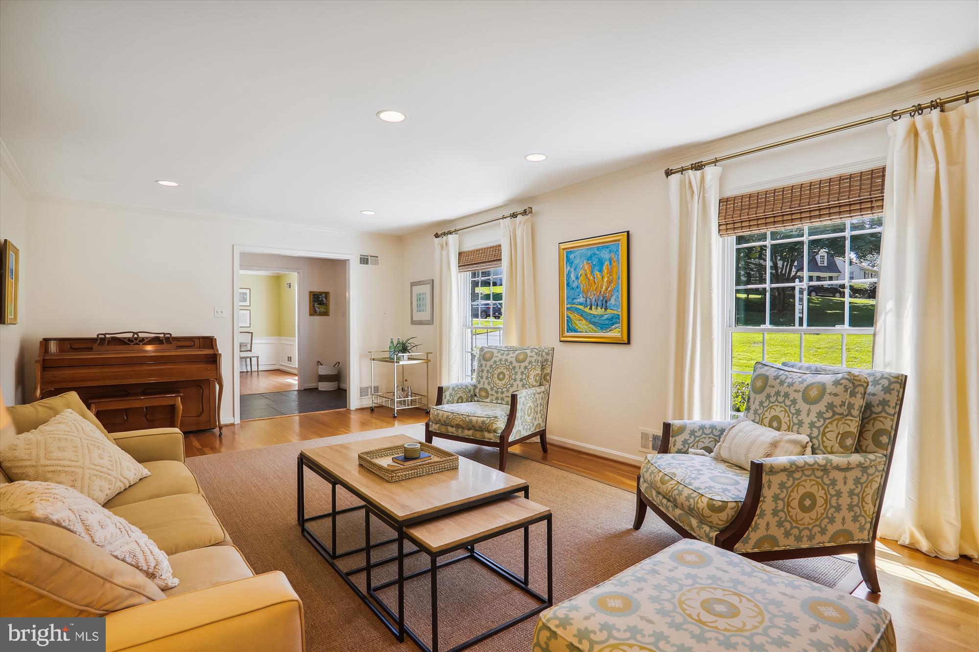 7919 Greentree Road Bethesda, MD 20817 - Photo 30 of 110 Living Room