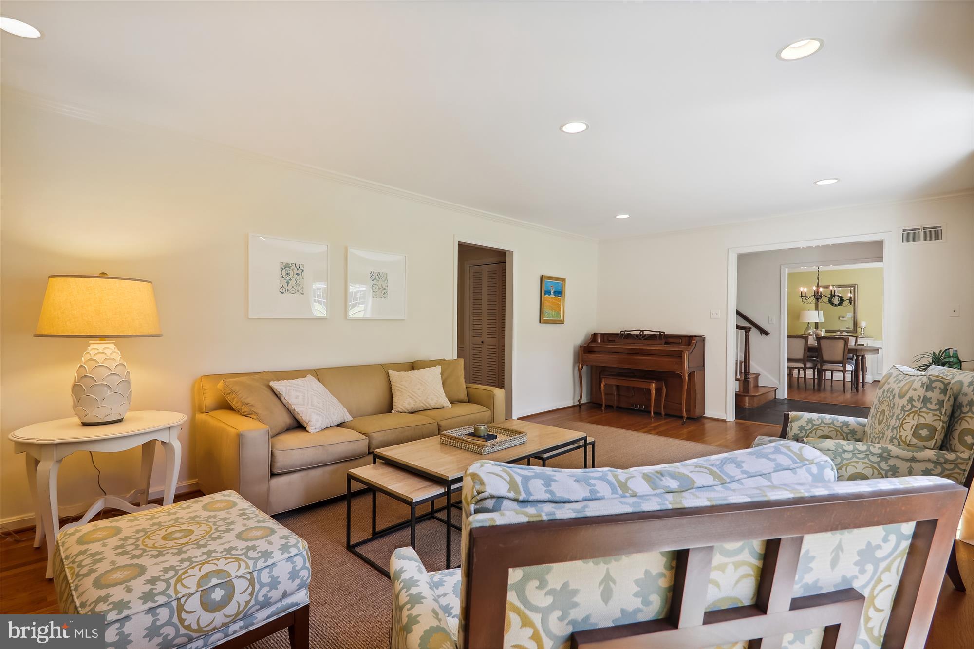 7919 Greentree Road Bethesda, MD 20817 - Photo 31 of 110 Living Room