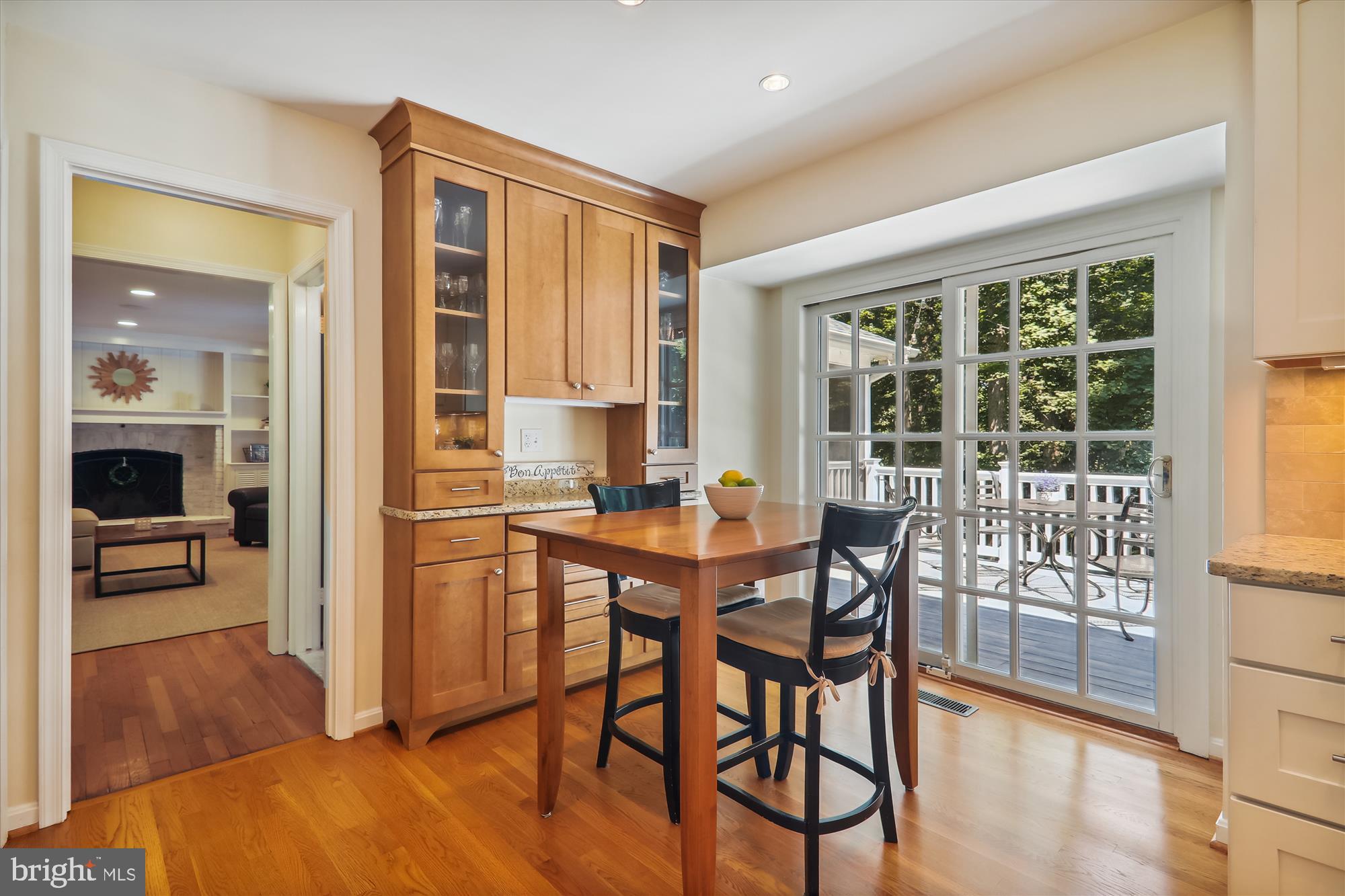 7919 Greentree Road Bethesda, MD 20817 - Photo 35 of 110 Breakfast Area