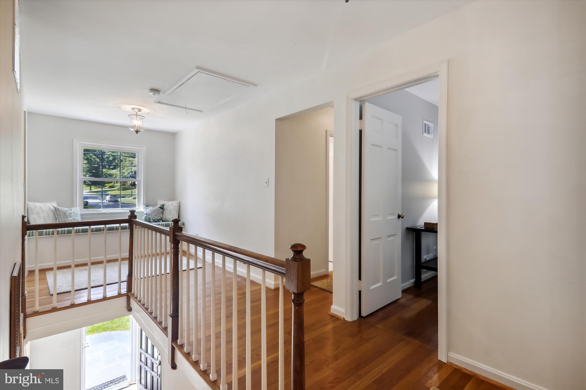 7919 Greentree Road Bethesda, MD 20817 - Photo 82 of 110 Hall