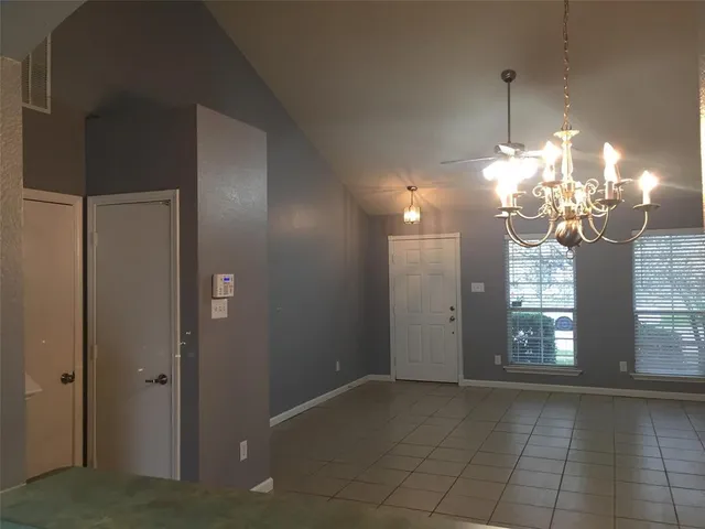 $1,950 | 307 Quail Crossing Drive, Sanger, TX 76266