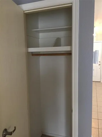 $1,950 | 307 Quail Crossing Drive, Sanger, TX 76266