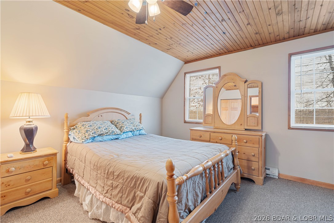 31048 Broken Circle Road Stover, MO 65078 - Photo 24 of 59 Upper level guest bedroom w/ custom ceiling panels