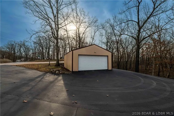 $275,000 | 31048 Broken Circle Road, Stover, MO 65078