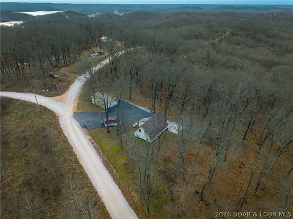 $275,000 | 31048 Broken Circle Road, Stover, MO 65078