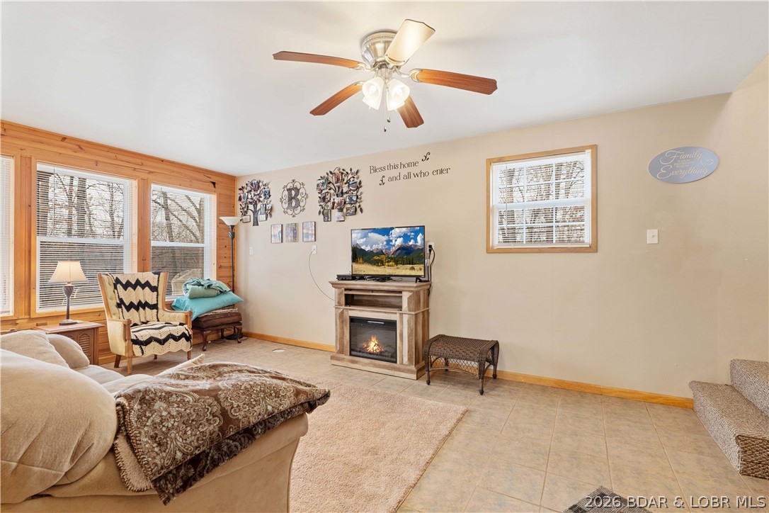 31048 Broken Circle Road Stover, MO 65078 - Photo 8 of 59 All furnishings & decor to convey at closing or br