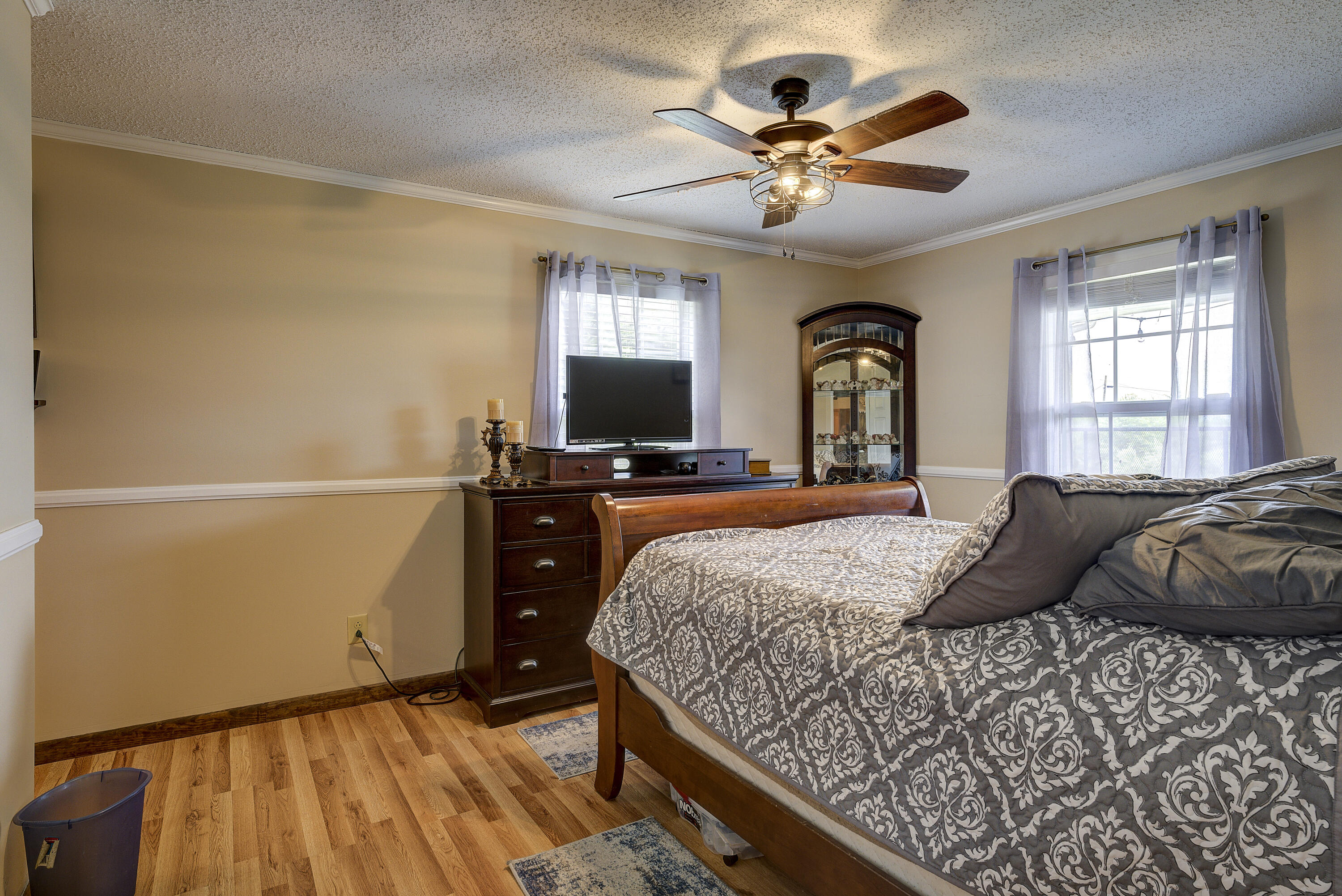 930 Shakerag Road Greeneville, TN 37743 - Photo 20 of 53 Master Bedroom