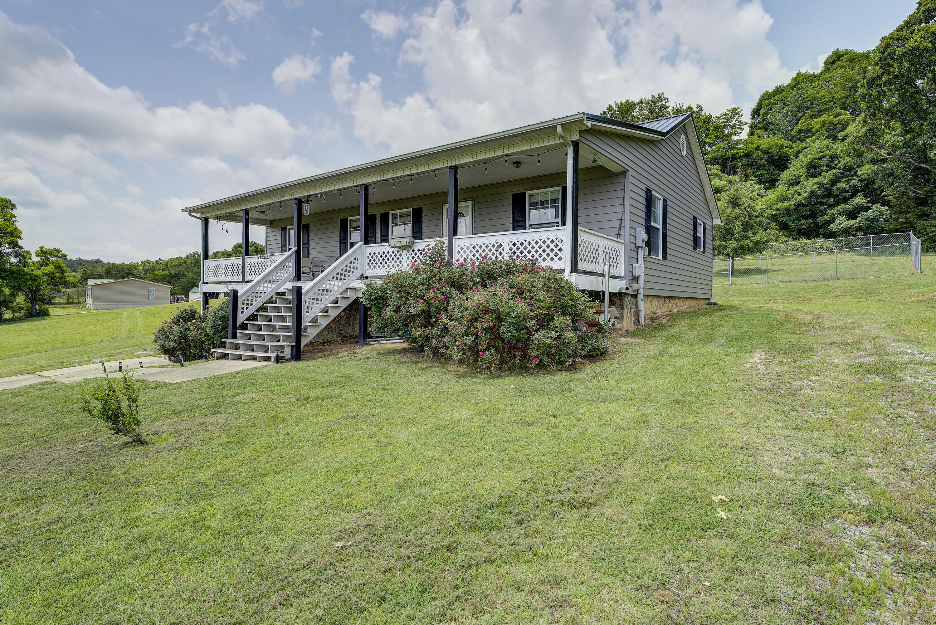 930 Shakerag Road Greeneville, TN 37743 - Photo 4 of 53 Front