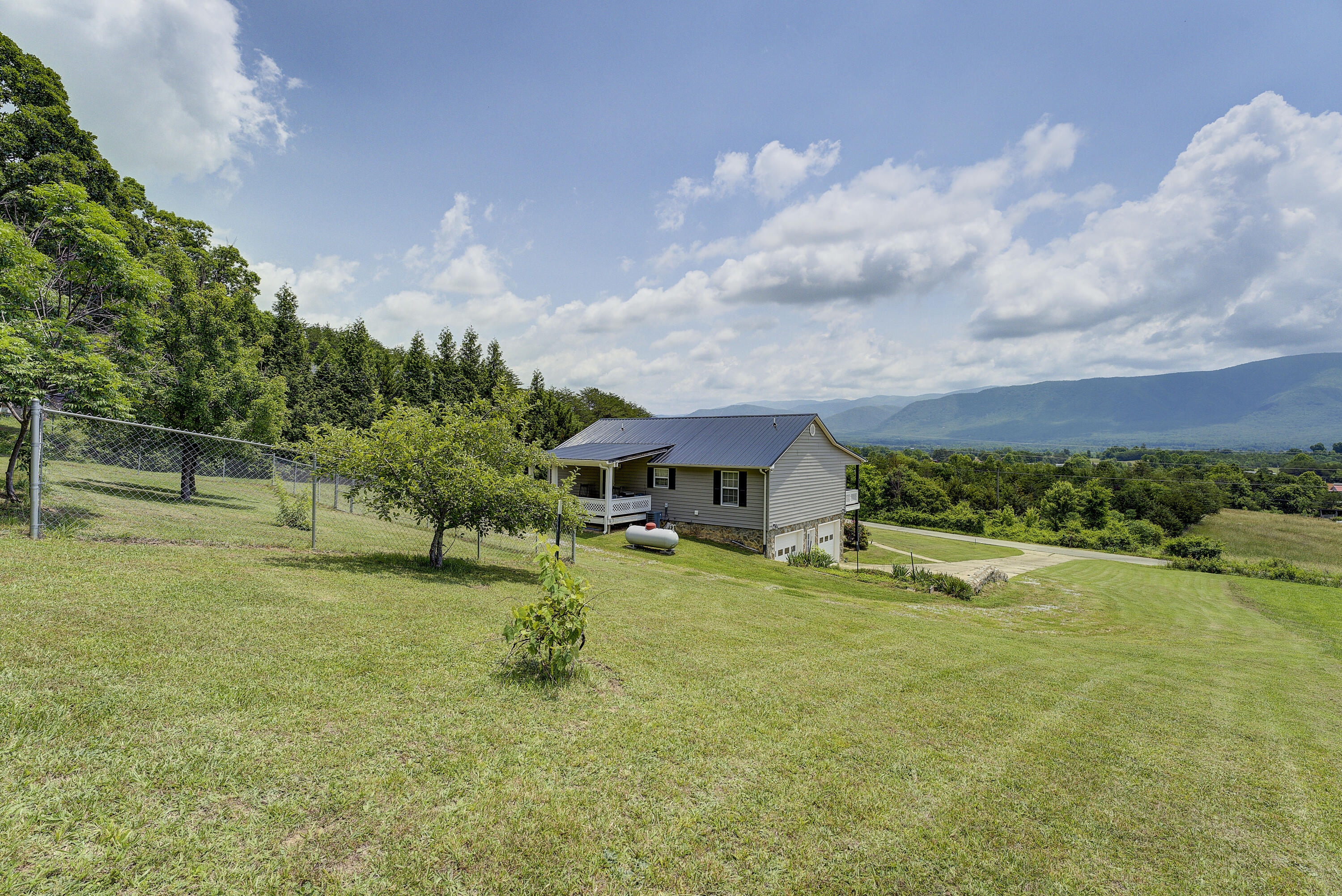 930 Shakerag Road Greeneville, TN 37743 - Photo 53 of 53 Back and side