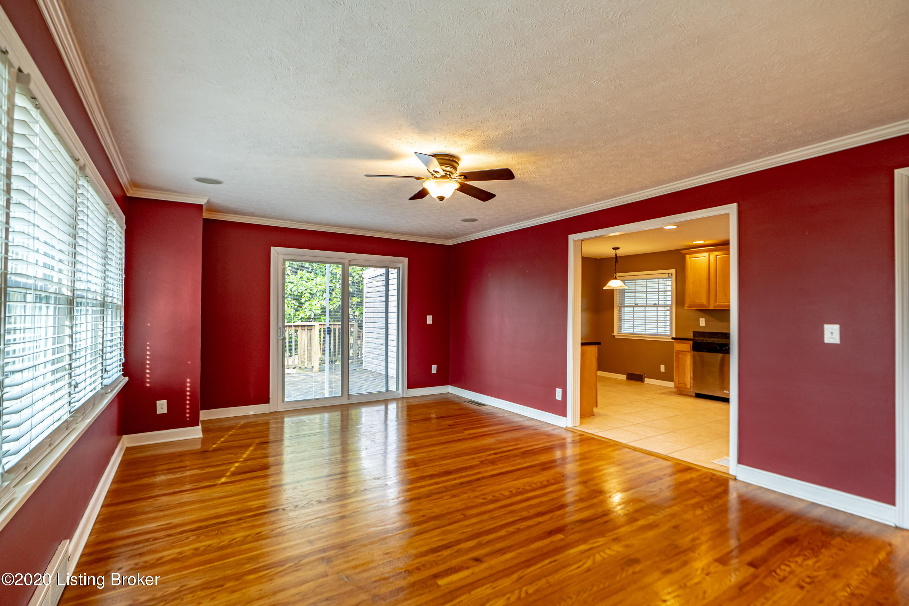 3214 Maple Road Louisville, KY 40299 - Photo 7 of 26 DSC07276