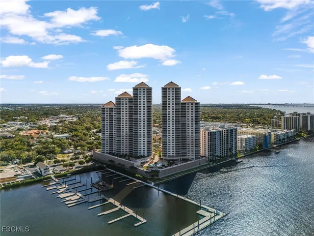 $3,300 | 2104 West First Street, Unit 2904, Fort Myers, FL 33901