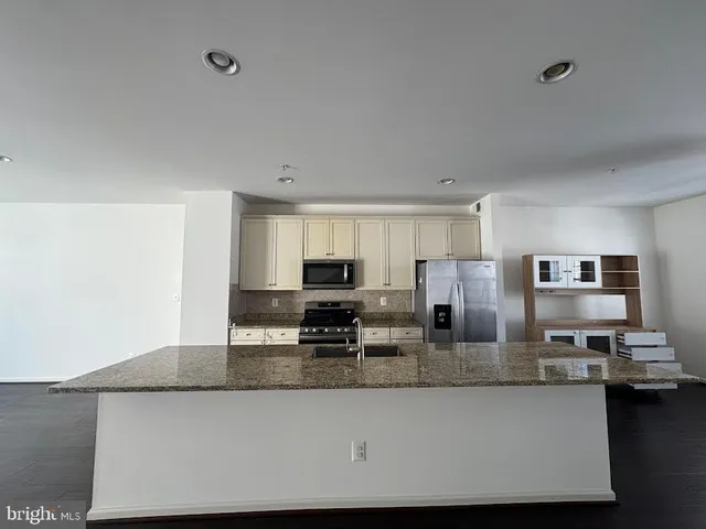 $3,600 | 7805 Cherrel Brooks Way, Elkridge, MD 21075