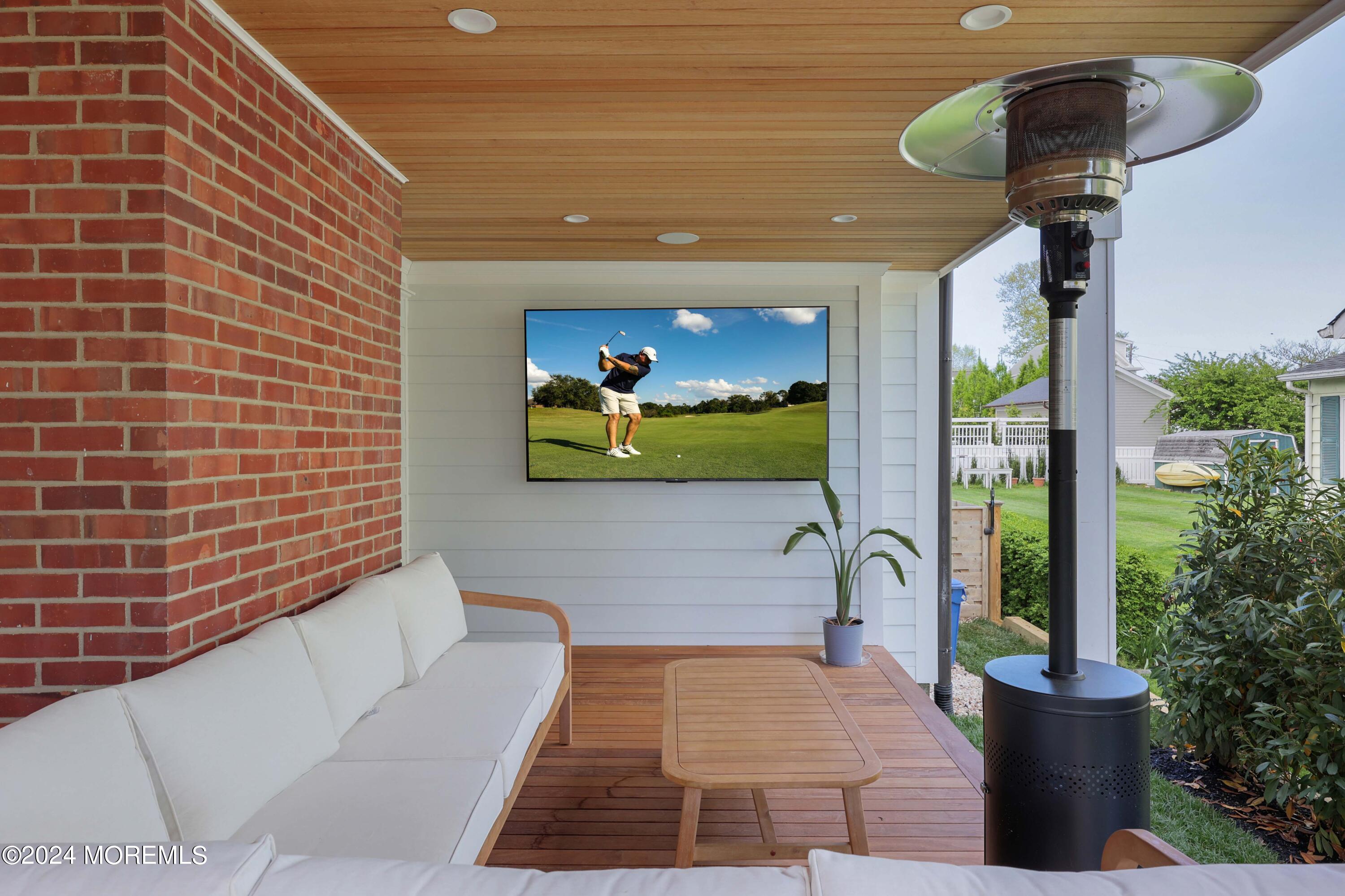 408 Central Avenue Spring Lake, NJ 07762 - Photo 8 of 46 a bathroom with a bathtub