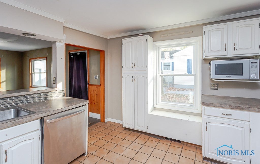 848 Heidelberg Road Toledo, OH 43615 - Photo 10 of 42 Gallery Image 10