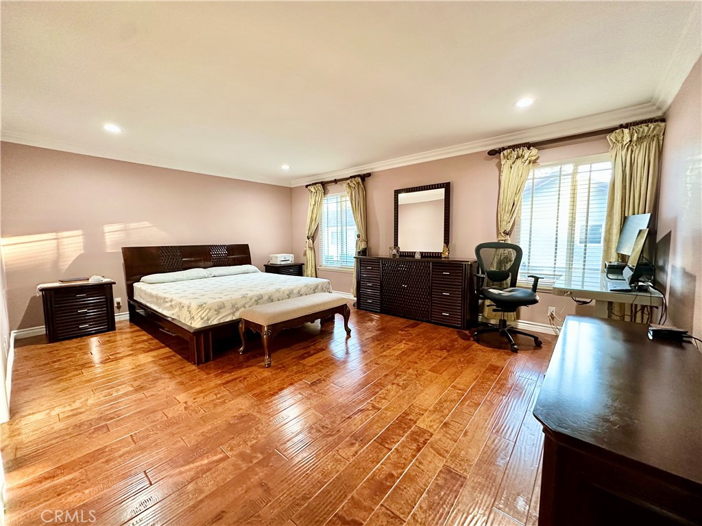 16403 Cherry Crest Circle Cerritos, CA 90703 - Photo 20 of 28 Master Bedroom