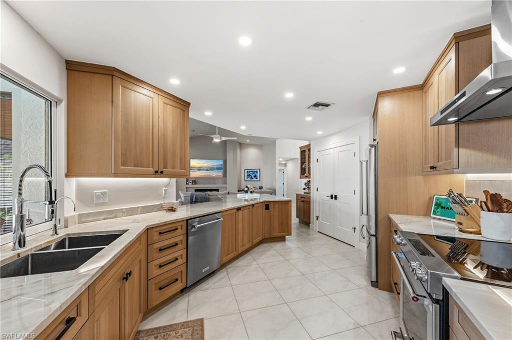 4724 Riverside Drive Estero, FL 33928 - Photo 11 of 45