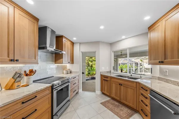 $675,000 | 4724 Riverside Drive, Estero, FL 33928