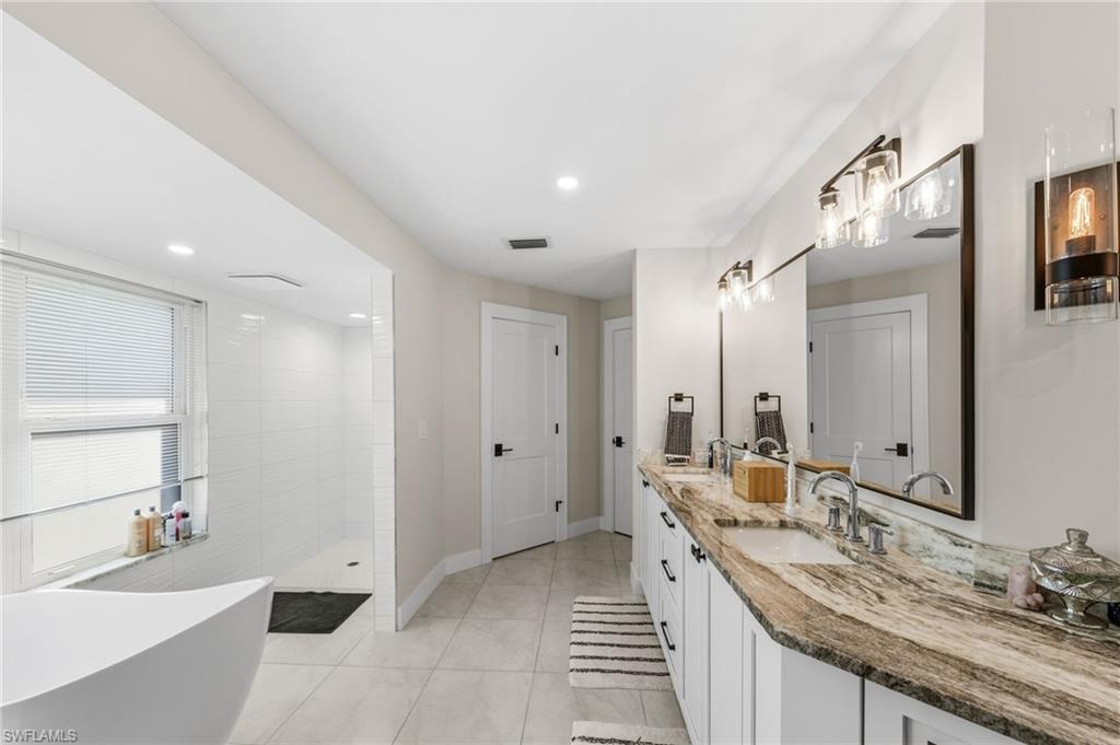 4724 Riverside Drive Estero, FL 33928 - Photo 17 of 45