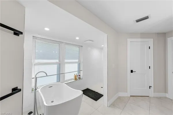 $675,000 | 4724 Riverside Drive, Estero, FL 33928