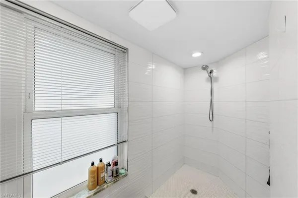 $675,000 | 4724 Riverside Drive, Estero, FL 33928