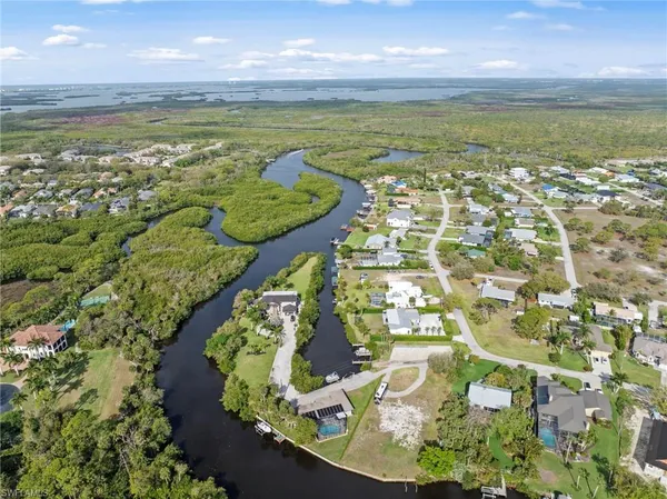 $675,000 | 4724 Riverside Drive, Estero, FL 33928