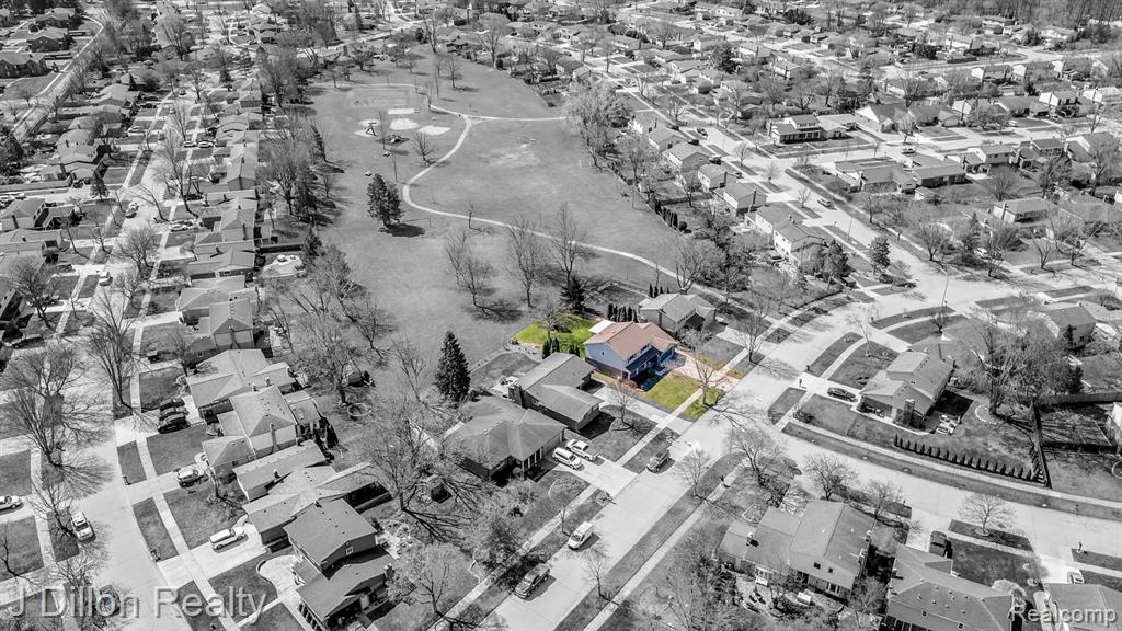 42807 Saxony Road Canton, MI 48187 - Photo 6 of 55