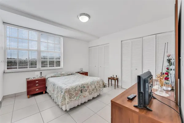 a room with a bed and a table