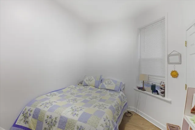 $3,750 | 2350 West Charleston Street, Unit 2F, Chicago, IL 60647