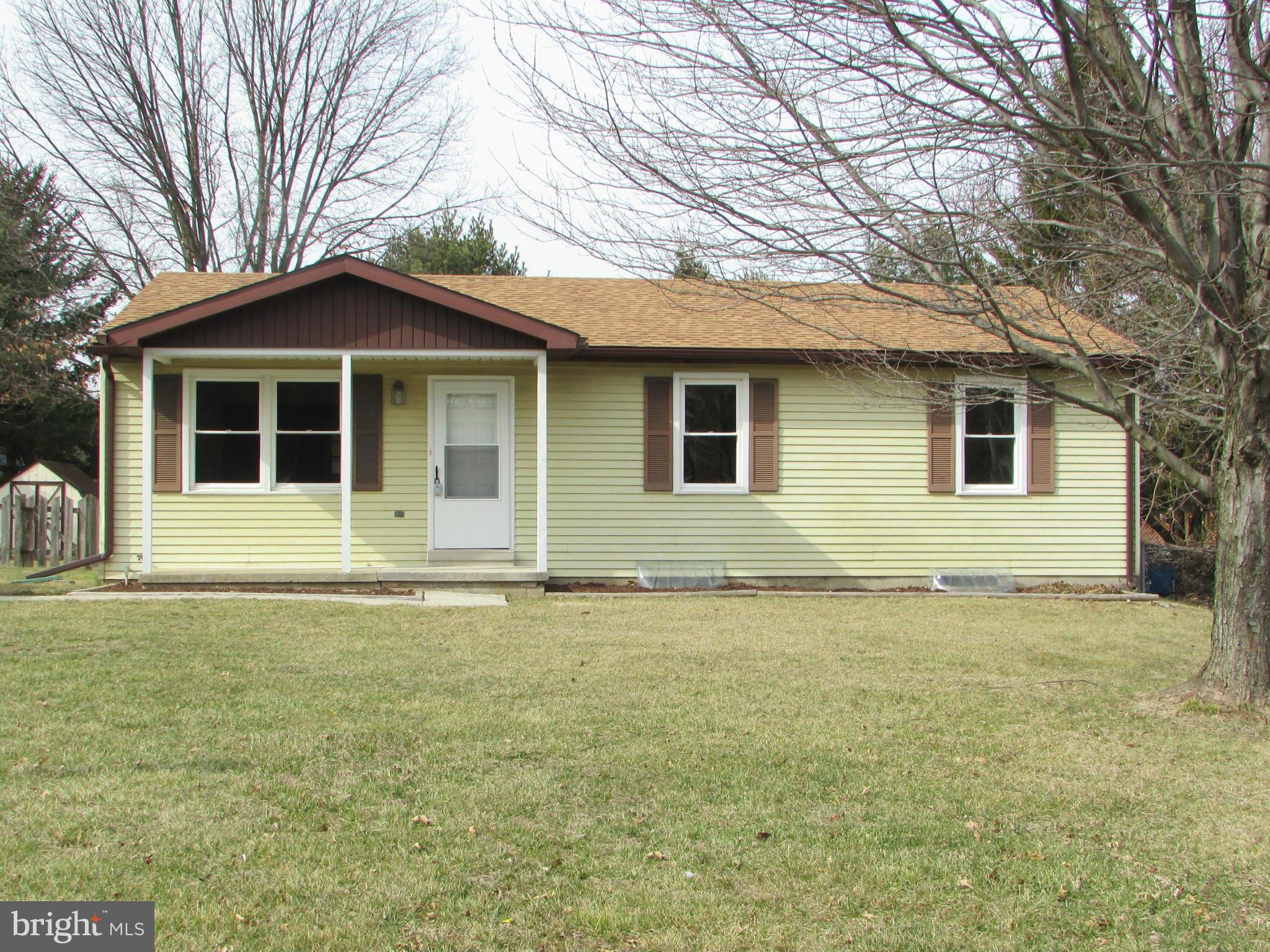 3304 Augusta Road Manchester, MD 21102 - Photo 2 of 23 Exterior (Front)