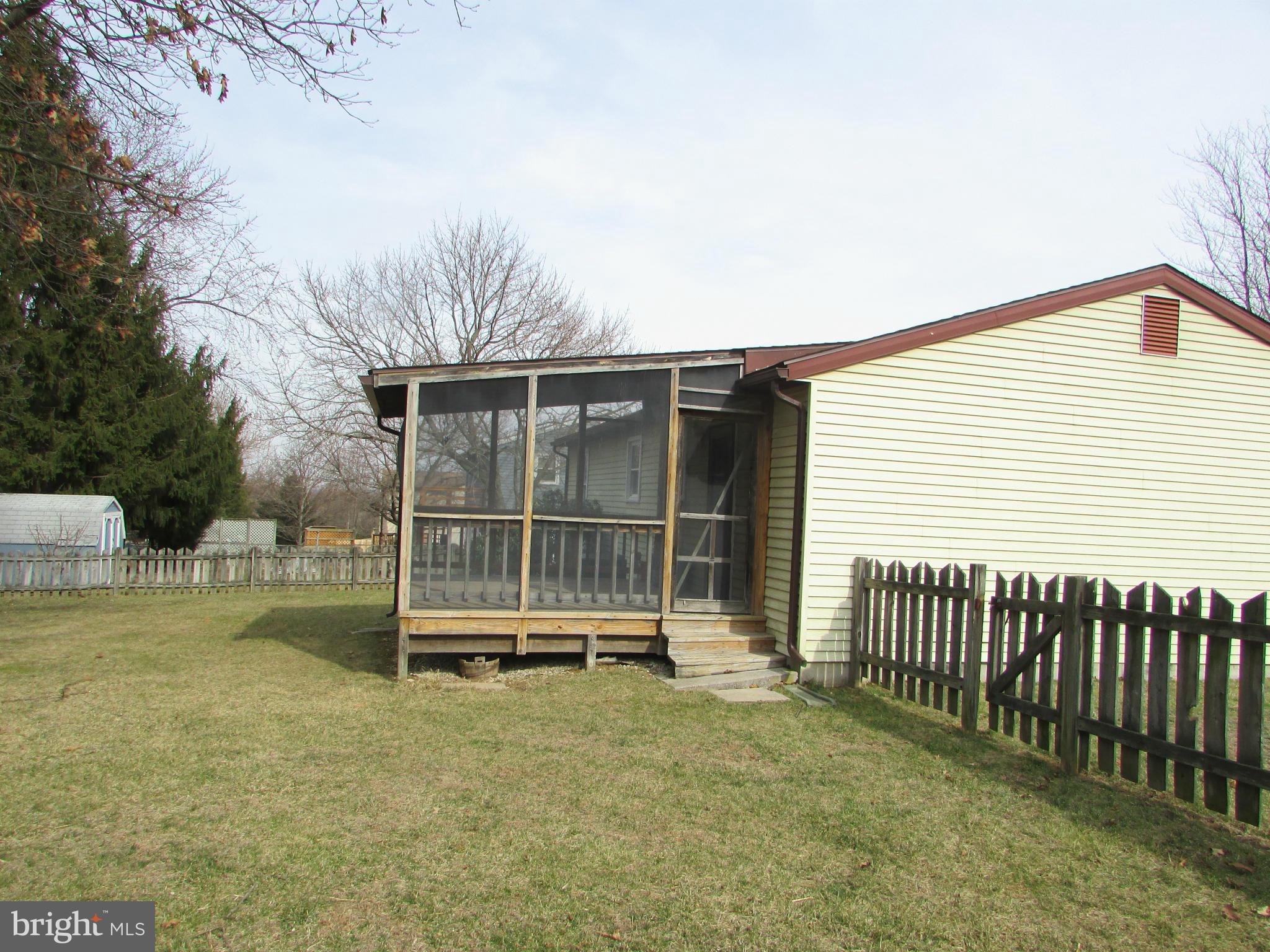 3304 Augusta Road Manchester, MD 21102 - Photo 22 of 23 Exterior (Rear)