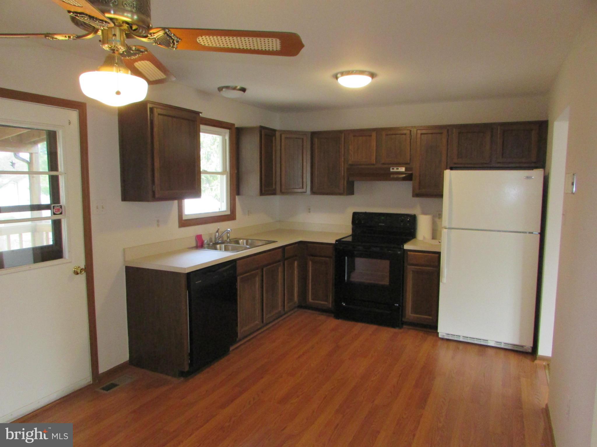 3304 Augusta Road Manchester, MD 21102 - Photo 7 of 23 Kitchen from dining area