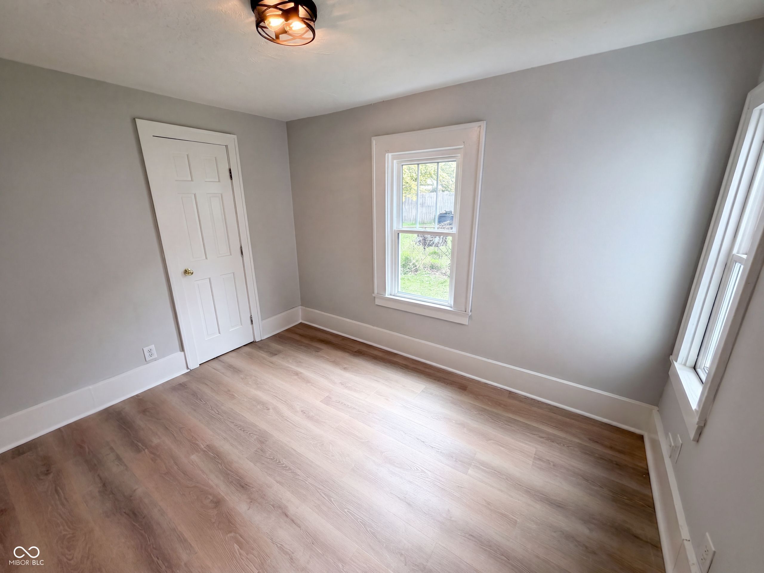 124 Main Street Pendleton, IN 46064 - Photo 4 of 21 Gallery Image 4