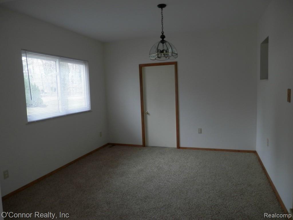 3605 Campbell Road North Street, MI 48049 - Photo 7 of 11 PB130023.jpg