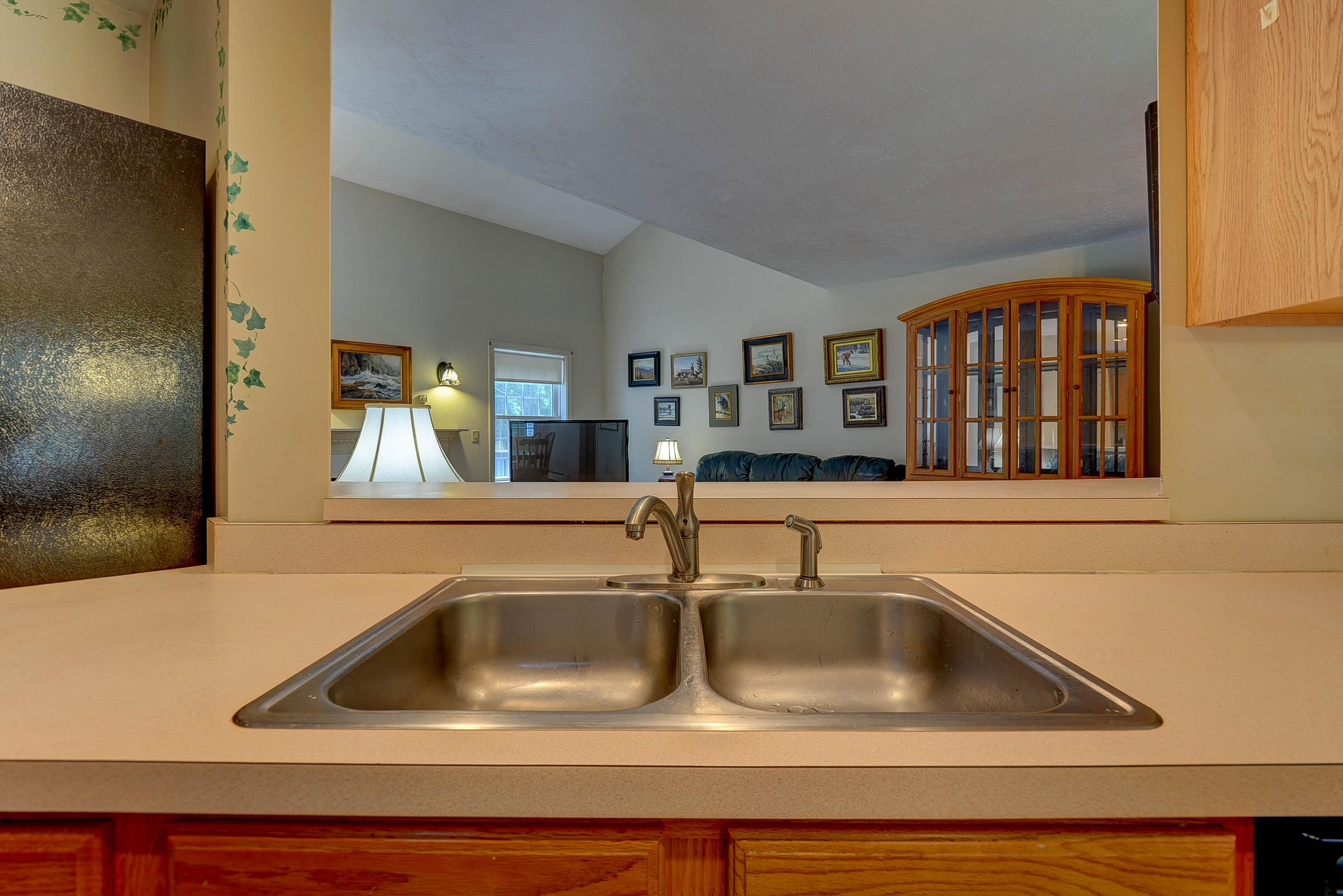 407 Dandiview Road Conway, NH 03860 - Photo 12 of 49