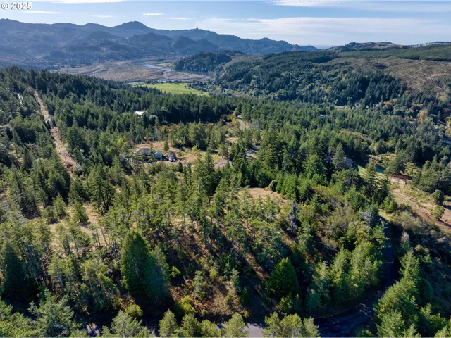 $282,000 | Indian Hills, Unit 2900, Gold Beach, OR 97444