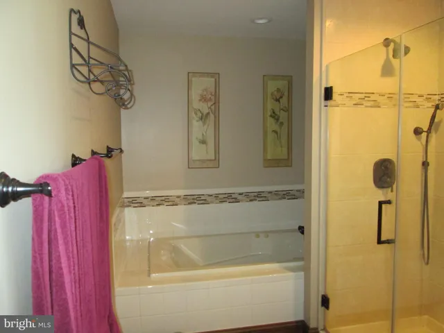 $564,900 | 12 Lehland Drive, Boyertown, PA 19512