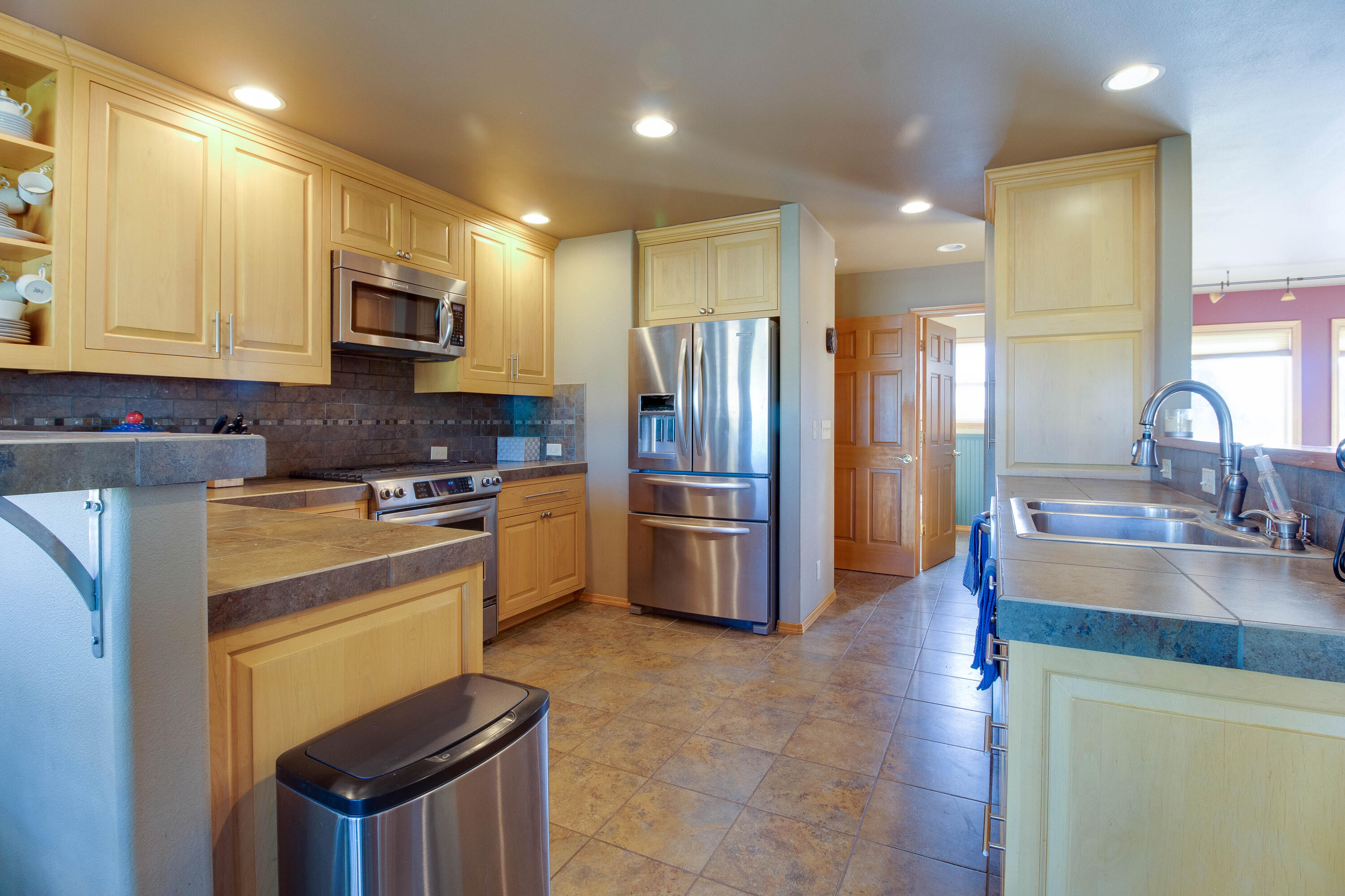 61110 Ropp Lane Bend, OR 97702 - Photo 14 of 71 6