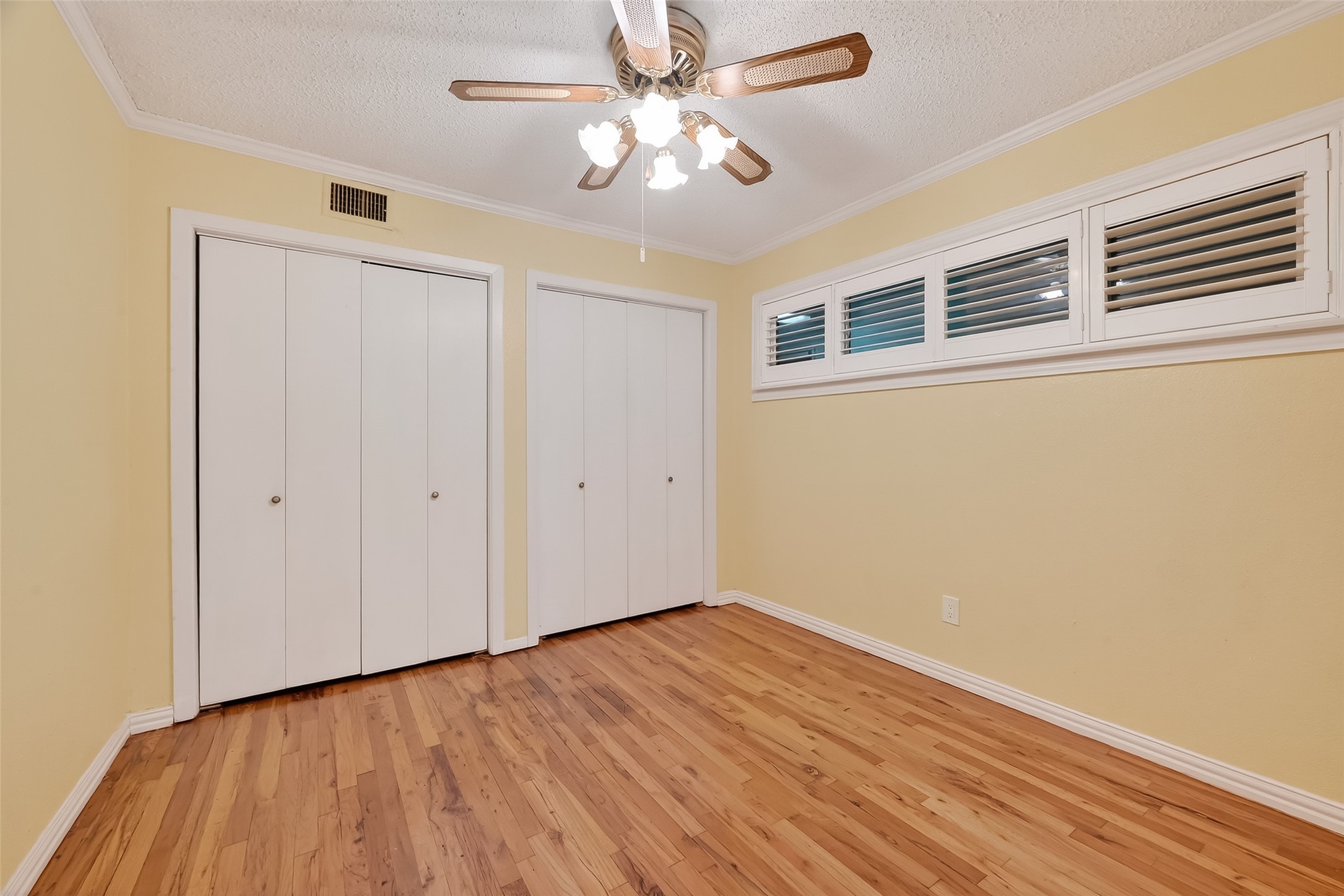 909 Silber Road, Unit 16C Houston, TX 77024 - Photo 16 of 26 Gallery Image 16