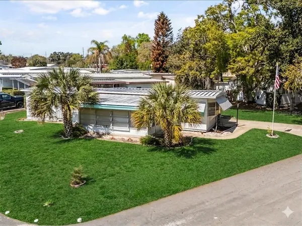 $99,999 | 31227 Temple Avenue, Tavares, FL 32778