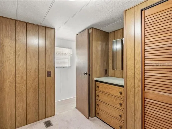 $99,999 | 31227 Temple Avenue, Tavares, FL 32778