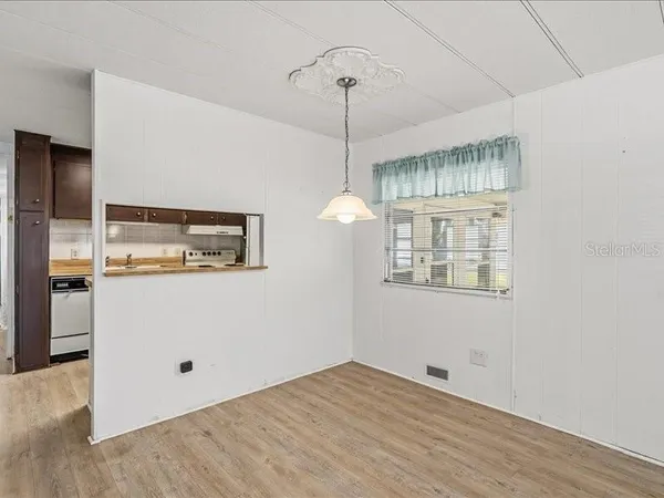 $99,999 | 31227 Temple Avenue, Tavares, FL 32778