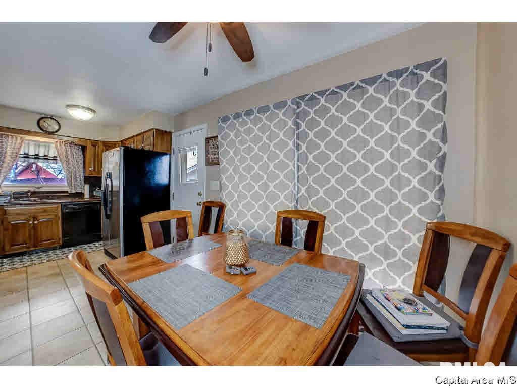73 Bel Air Springfield, IL 62703 - Photo 12 of 34
