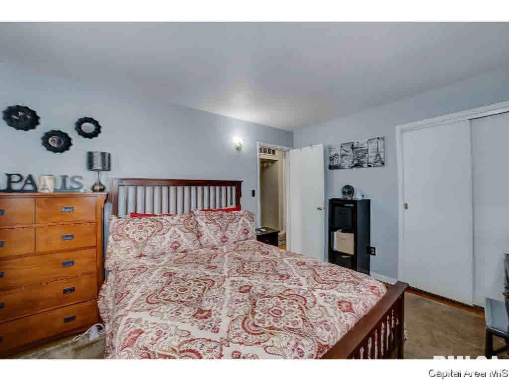 73 Bel Air Springfield, IL 62703 - Photo 18 of 34