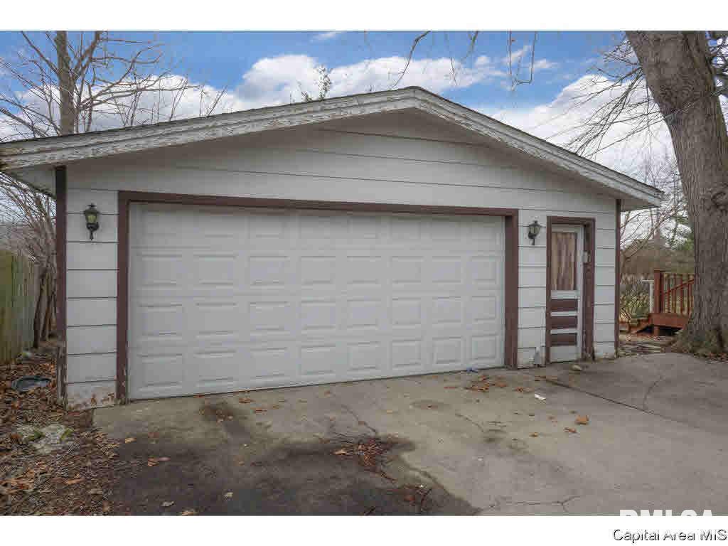 73 Bel Air Springfield, IL 62703 - Photo 26 of 34