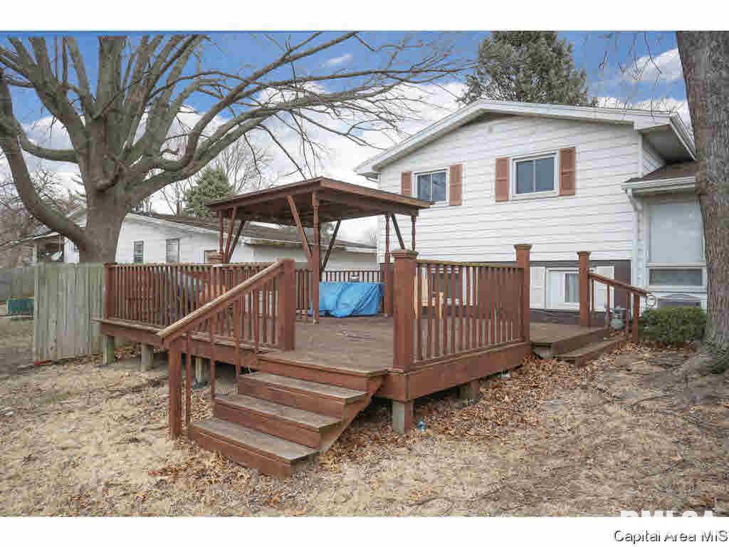 73 Bel Air Springfield, IL 62703 - Photo 30 of 34
